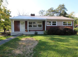 484 Pine Gap Rd, White Sulphur Springs, WV 24986