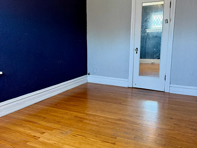 7355 Lindell Blvd #200 — Photo 21