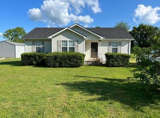 123 George Drake Rd, Stanton, KY 40380