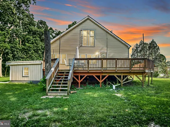 631 N Creek Rd, East Berlin, PA 17316