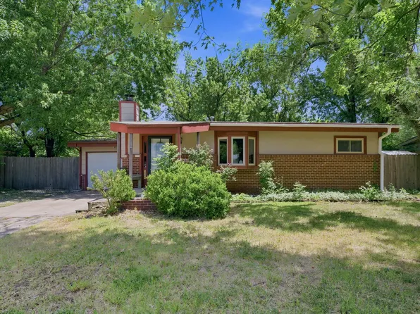 1430 N Prairie Ln, Derby, KS 67037