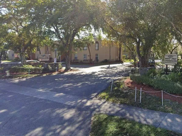 4221 NW 19th Street #285, Lauderhill, FL 33313