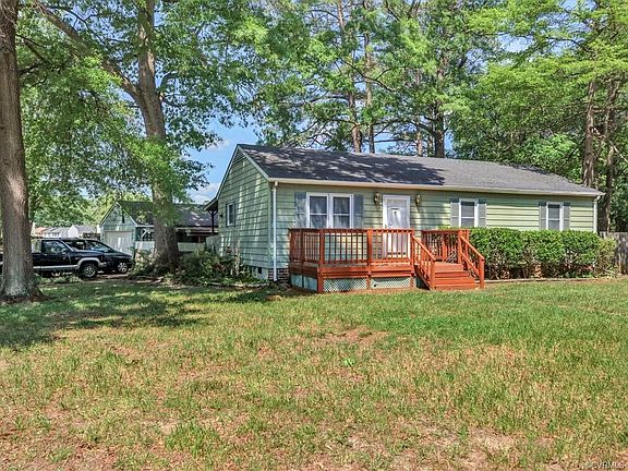 2nd image of 5926 Meadwood Cir