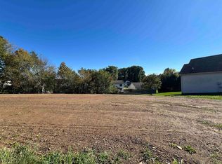 53140 Flowing Stream Ct, South Bend, IN 46628