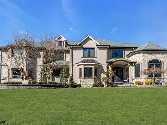 4th image of 846 Sunset Rdg