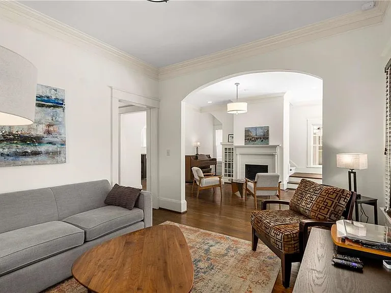 648 Cresthill Ave NE — Photo 14