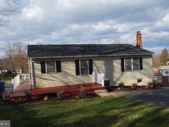 2nd image of 324 S Shenandoah Ave