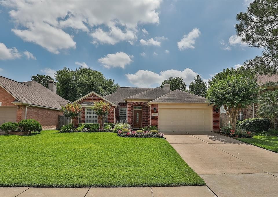 1st image of 7506 Almond Springs Dr
