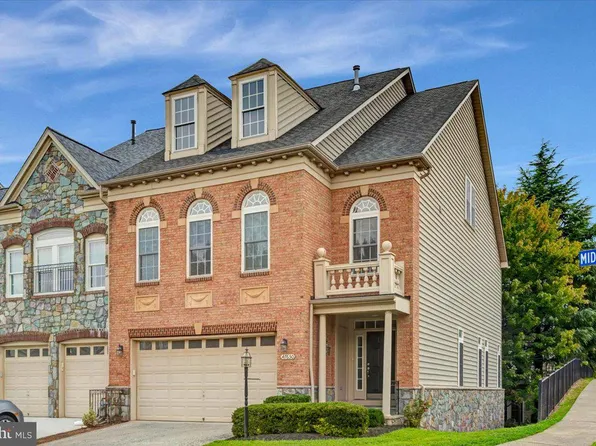 47650 Mid Surrey Sq, Sterling, VA 20165