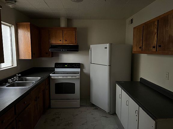 4th image of 310 La Veta Dr NE APT B