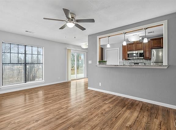 4th image of 2301 Main Blvd