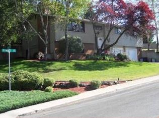 903 Summit Dr, Cheney, WA 99004