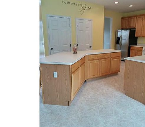 5th image of 1460 Greenfield Ln