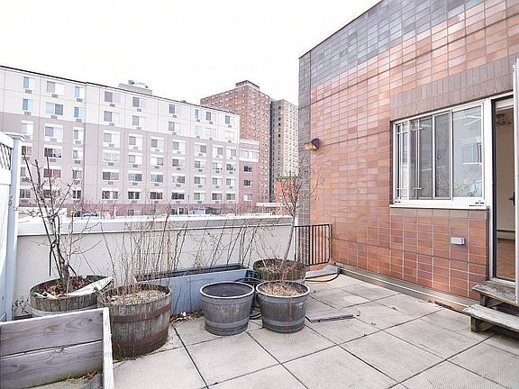 5th image of 300 W 145th St #Tth1