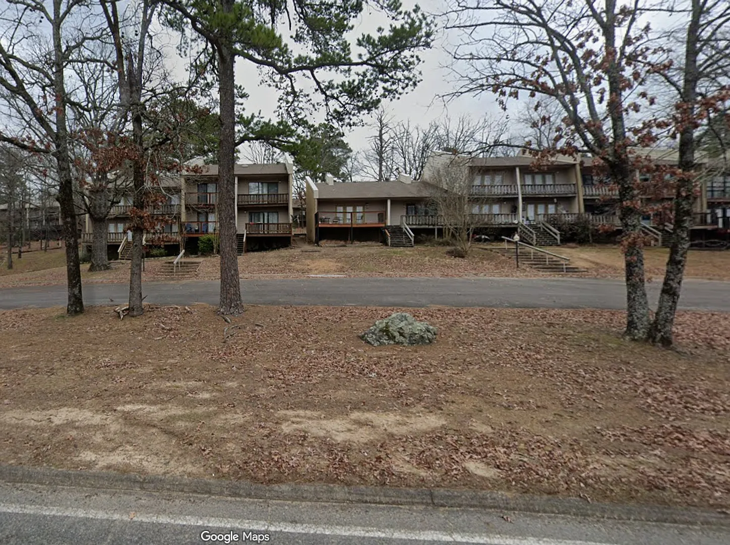 Fairfield Bay — Photo 1