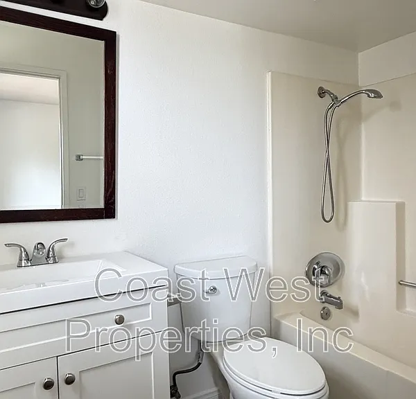 485 Chestnut Ave E — Photo 11