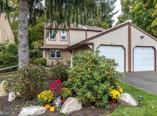 3 Sandy Ridge Dr, Doylestown, PA 18901