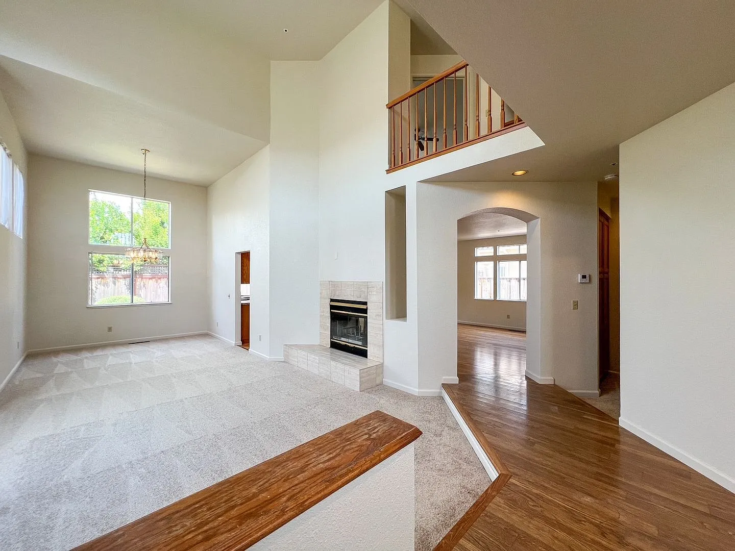 Spacious 4 Bedroom Home in Napa's Vineyard Estates — Photo 4