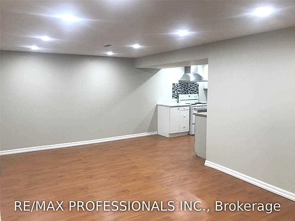 3rd image of 1582 Otterby Rd #Basement