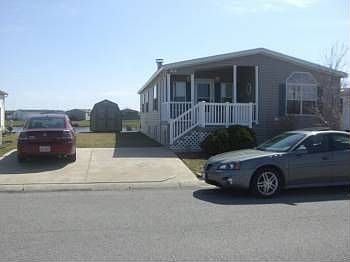 1st image of 155 Sparrow Dr