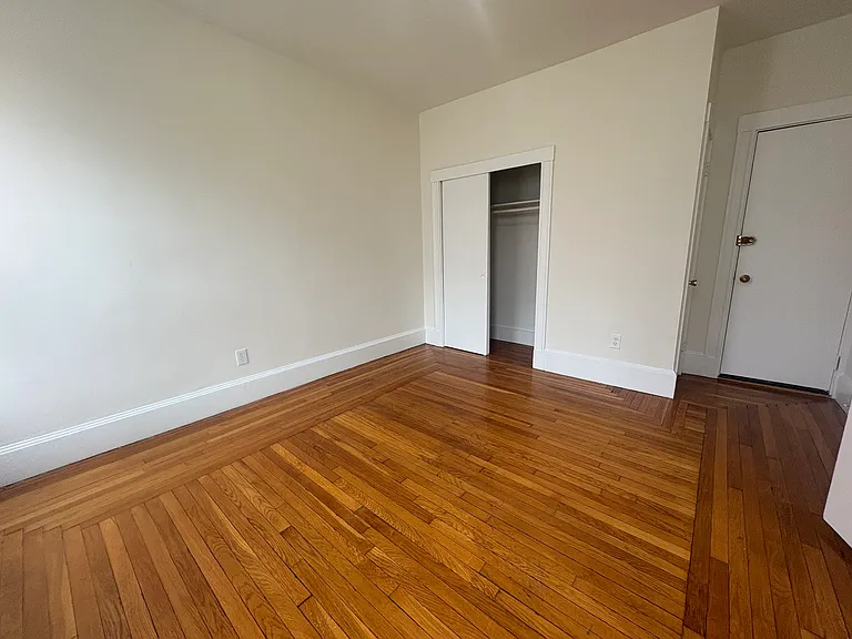 19 Fairbanks St #3-2F — Photo 3