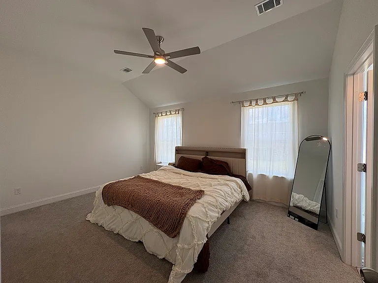 248 Buckingham Dr — Photo 6