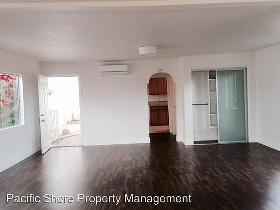 2nd image of 722 Echo Park Ave #B