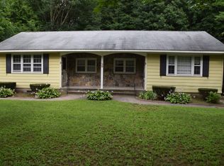 39 Blue Barns Rd, Rexford, NY 12148