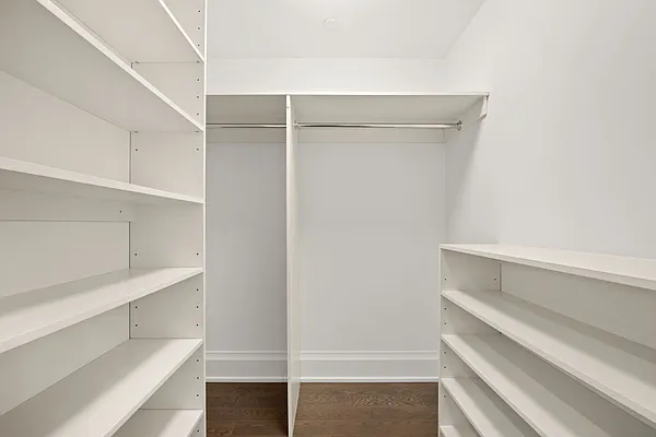 Rented by Compass | media 9