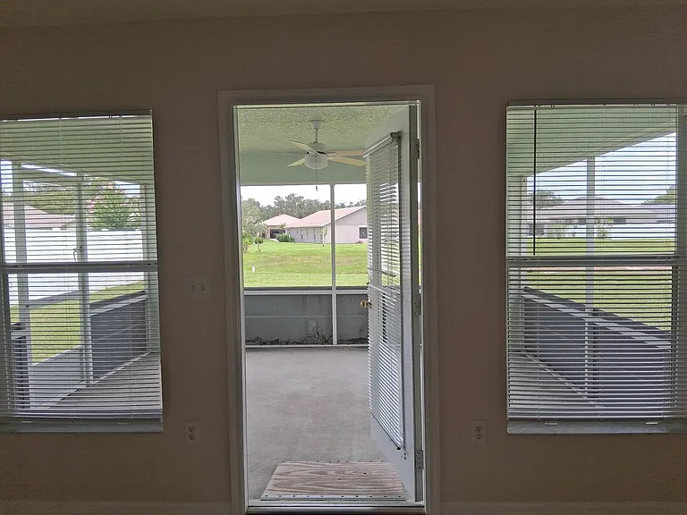 6852 Shadowcast Ln — Photo 10