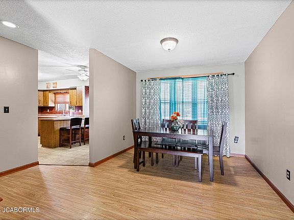 5th image of 4940 Cedar Ridge Cir