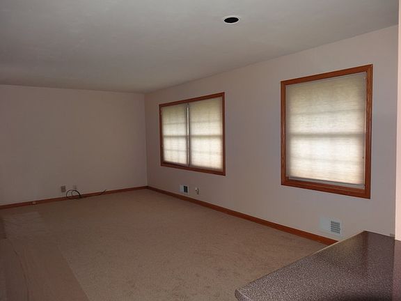 4th image of 8067 N 64th St