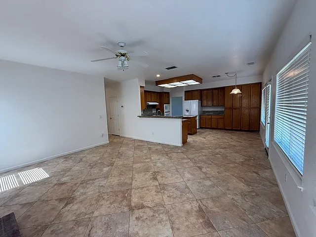 11861 Point Rock Way — Photo 6