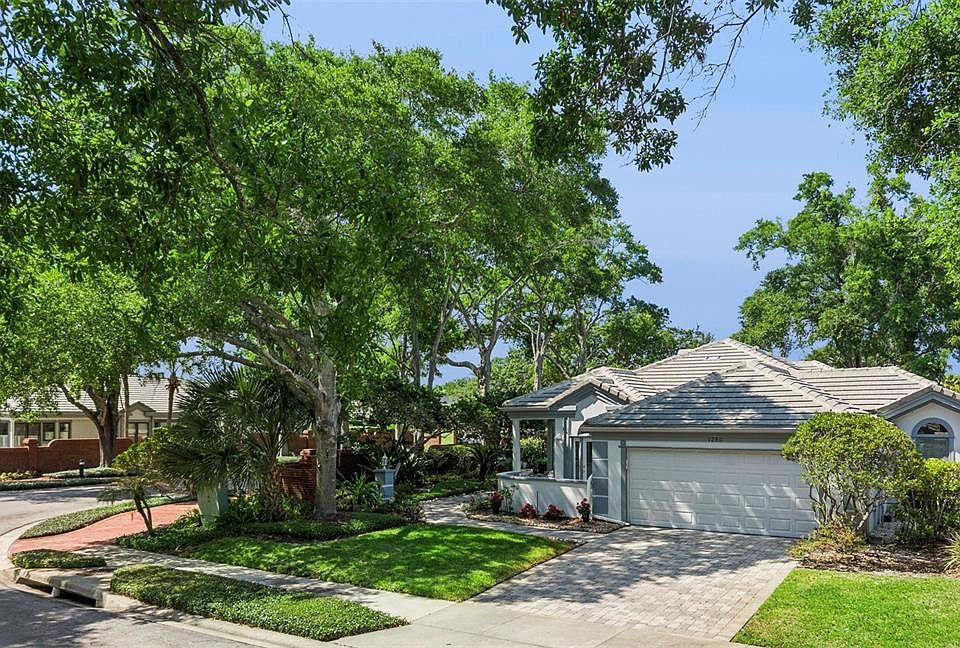 1st image of 1250 E LANGLEY COURT