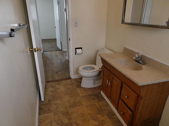 3rd image of 1 Madrona St