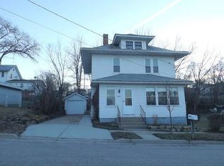 207 N Green St, Argyle, WI 53504