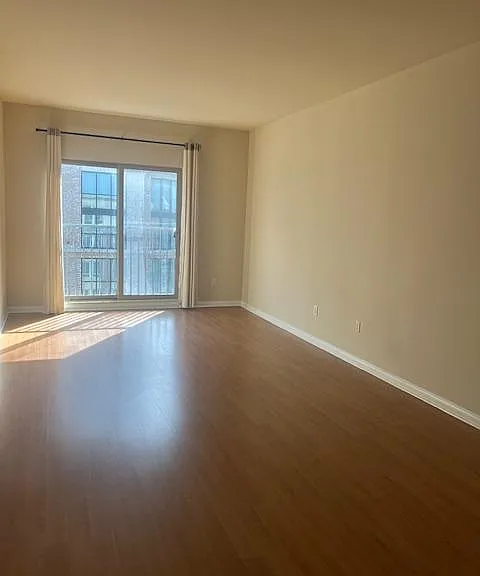450 J St #7111 — Photo 5