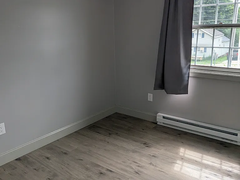192 E 4th St #192 — Photo 15