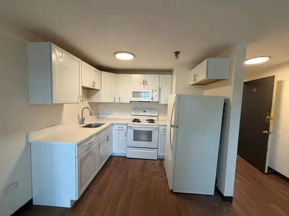 261 Pine St, Manchester, NH