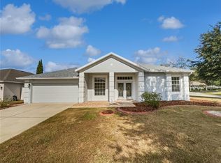 2046 Heartland Cir, Valrico, FL 33594