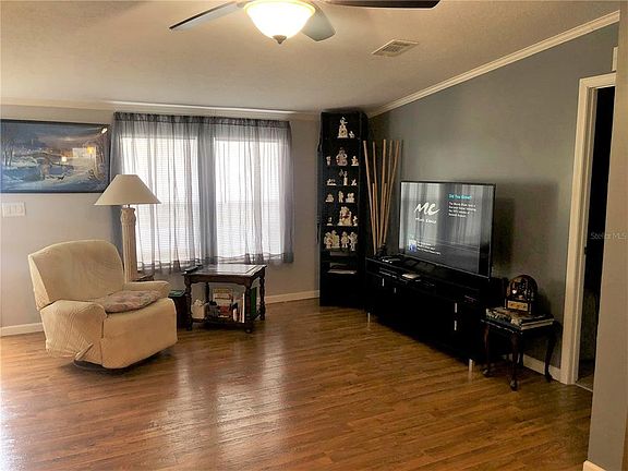 4th image of 2752 Cranmoor Dr