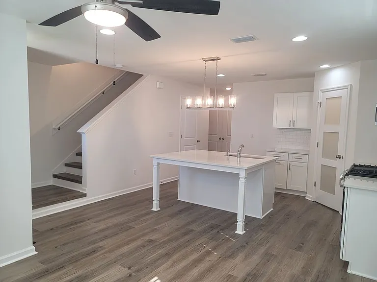 3653 Meadow Vista Ln — Photo 6