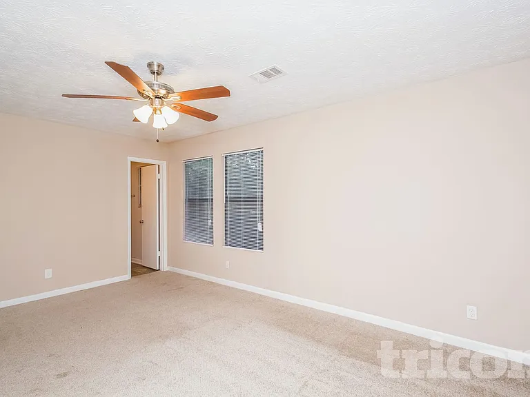 3341 Goldenchain Dr — Photo 14