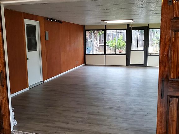 Bonus/screen room, 14x20