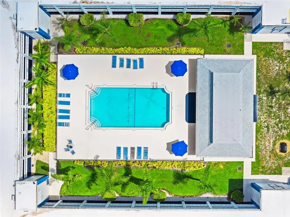 350 79th Ave N APT 134, Saint Petersburg, FL 33702