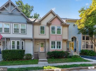 9696 Poindexter Ct, Burke, VA 22015