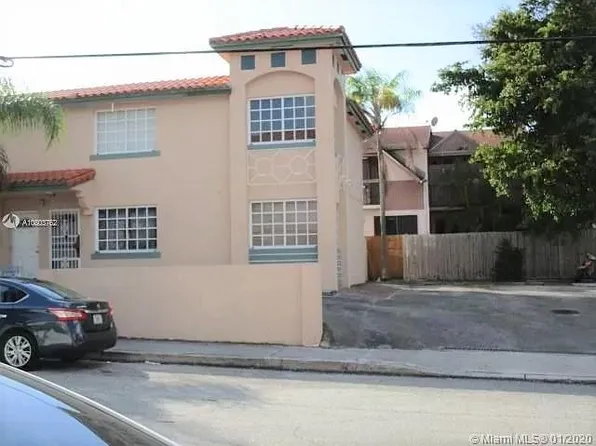 1403 NW 1st St APT 5, Miami, FL 33125