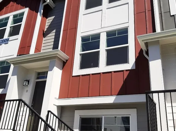 12009 NE 193rd Lane #B, Bothell, WA 98011