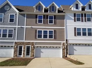 4432 153rd St, Urbandale, IA 50323