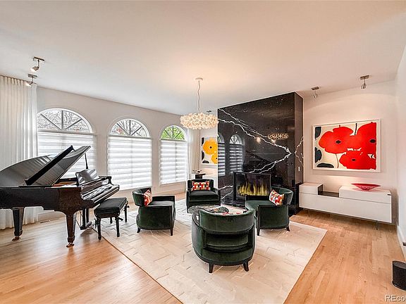 3rd image of 279 Madison Street